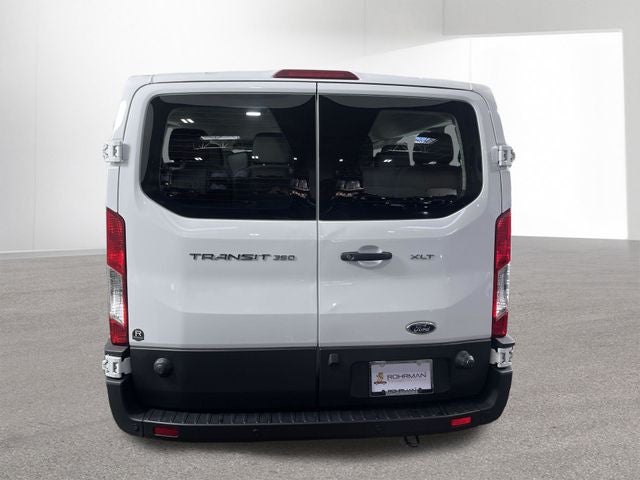 2024 Ford Transit Passenger Wagon XLT