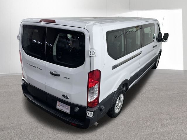 2024 Ford Transit Passenger Wagon XLT