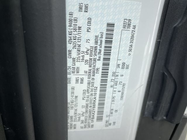 2024 Ford Transit Passenger Wagon XLT