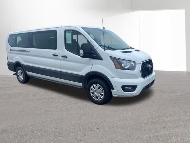 2024 Ford Transit Passenger Wagon XLT