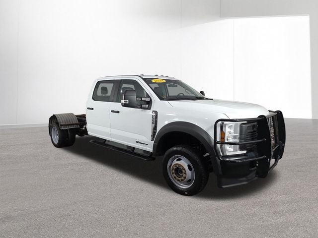 2024 Ford Super Duty F-550 DRW Chassis Cab XL