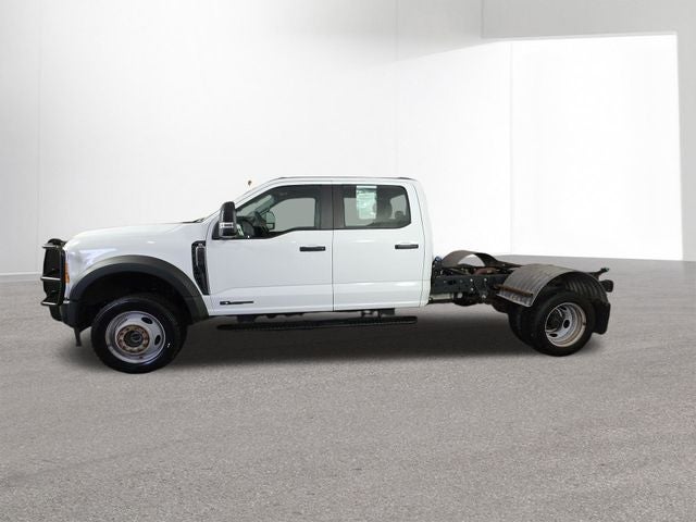 2024 Ford Super Duty F-550 DRW Chassis Cab XL