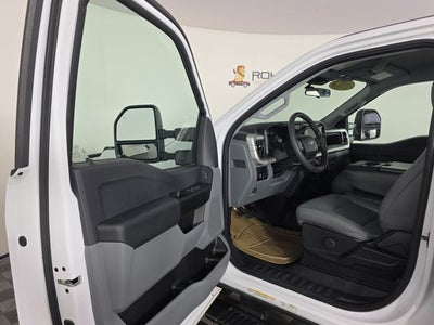 2024 Ford Super Duty F-550 DRW Chassis Cab XL