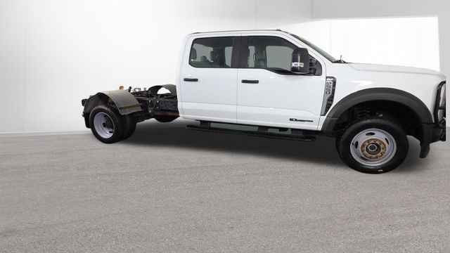 2024 Ford Super Duty F-550 DRW Chassis Cab XL