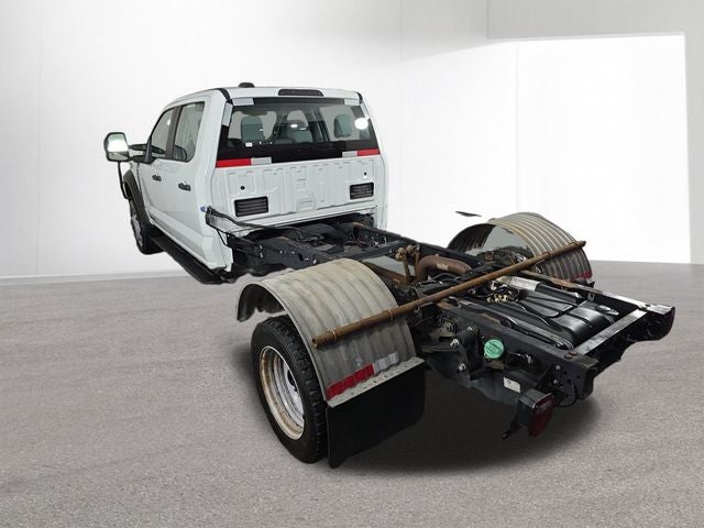 2024 Ford Super Duty F-550 DRW Chassis Cab XL