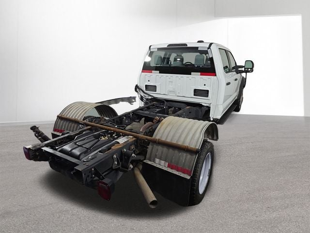 2024 Ford Super Duty F-550 DRW Chassis Cab XL