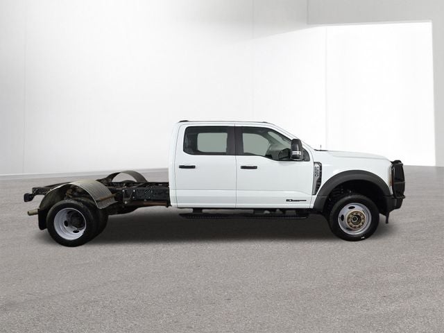 2024 Ford Super Duty F-550 DRW Chassis Cab XL