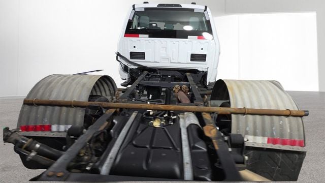 2024 Ford Super Duty F-550 DRW Chassis Cab XL
