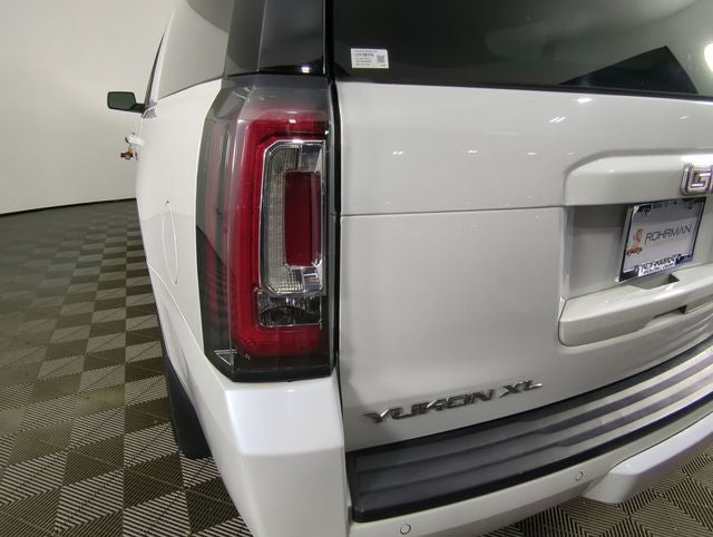 2017 GMC Yukon XL SLT
