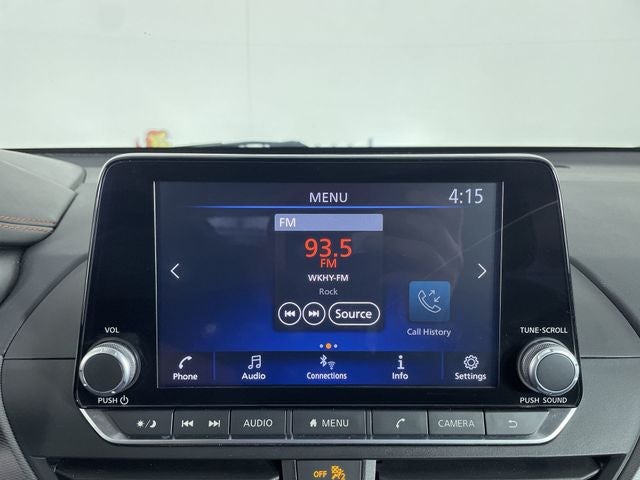 2025 Nissan Altima SR