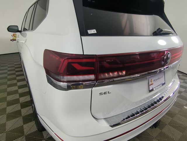 2024 Volkswagen Atlas 2.0T SEL Premium R-Line