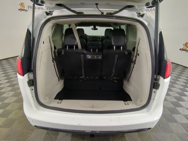 2018 Chrysler Pacifica Touring L Plus