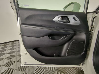 2020 Chrysler Pacifica Hybrid Limited