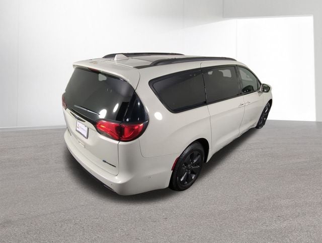 2020 Chrysler Pacifica Hybrid Limited