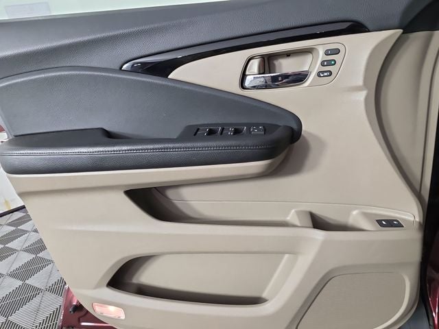 2020 Honda Pilot Elite