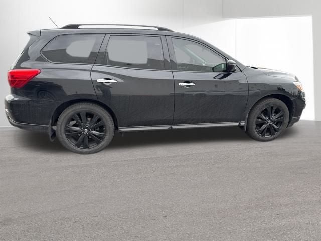 2018 Nissan Pathfinder SL