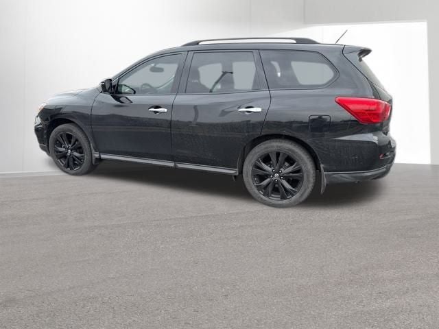2018 Nissan Pathfinder SL