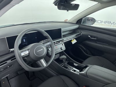 2026 Hyundai TUCSON SE FWD