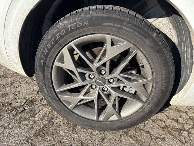 2025 Genesis GV70 2.5T