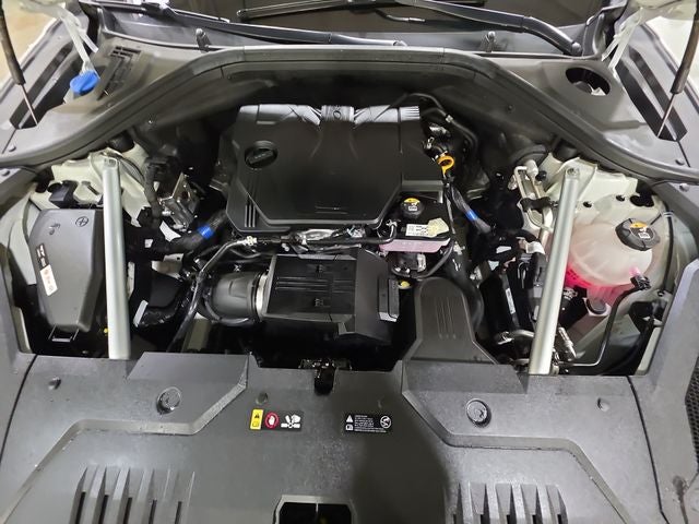 2025 Genesis GV70 2.5T