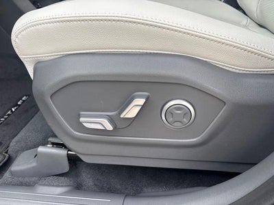 2027 Hyundai SANTA FE HYBRID Limited