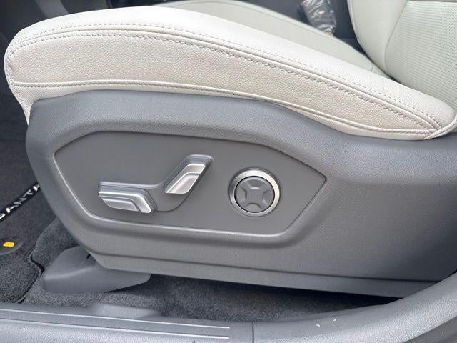 2027 Hyundai SANTA FE HYBRID Limited