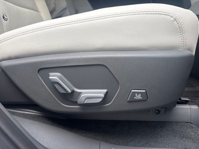 2027 Hyundai SANTA FE HYBRID Limited