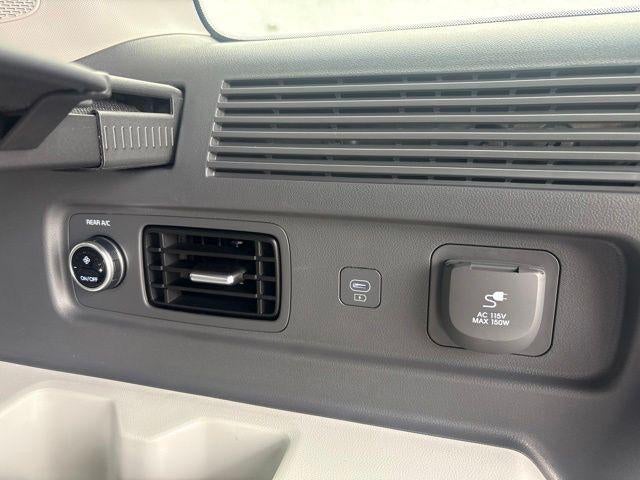 2027 Hyundai SANTA FE HYBRID Limited