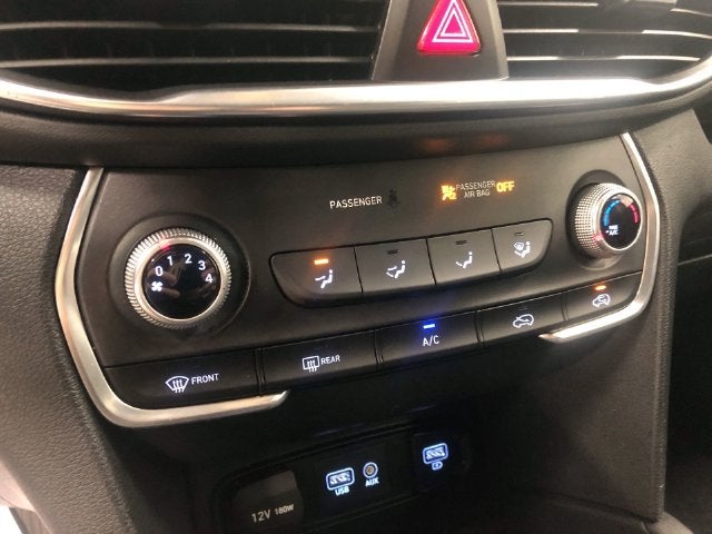 2019 Hyundai SANTA FE SE