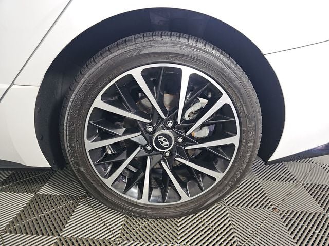 2021 Hyundai SONATA Limited