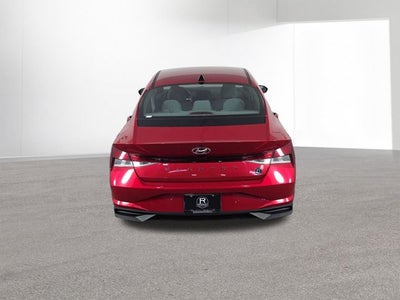 2022 Hyundai ELANTRA SEL