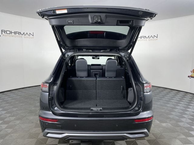 2025 Mitsubishi Outlander SE