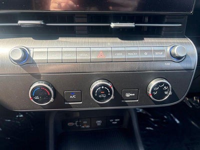 2027 Hyundai KONA SE AWD