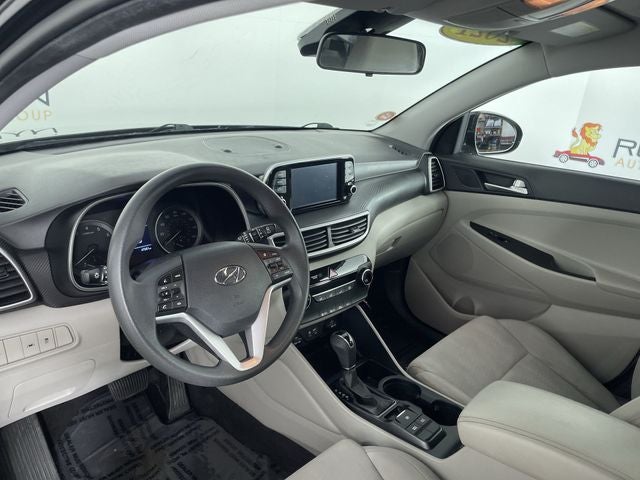2021 Hyundai TUCSON SE