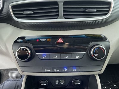 2021 Hyundai TUCSON SE