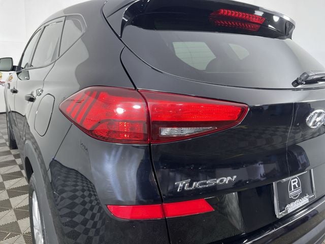 2021 Hyundai TUCSON SE