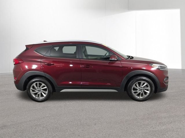 2017 Hyundai TUCSON SE Plus