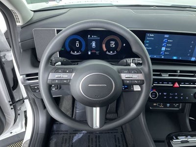 2026 Hyundai TUCSON HYBRID SEL AWD