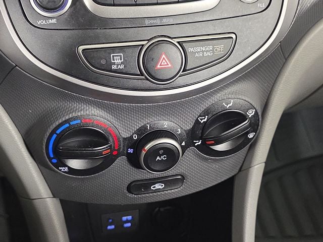 2017 Hyundai ACCENT SE