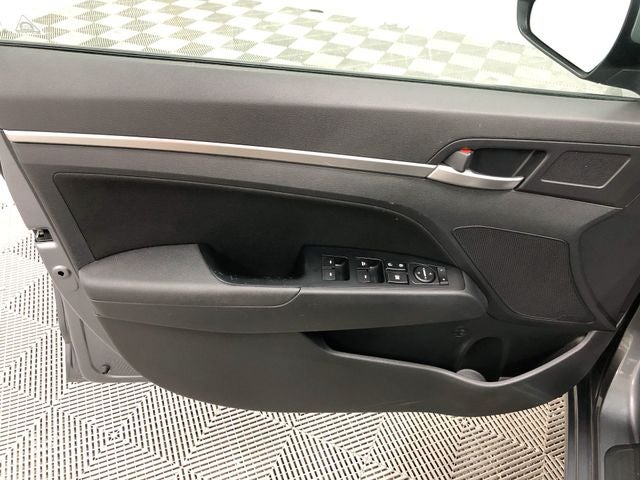 2019 Hyundai ELANTRA Value Edition