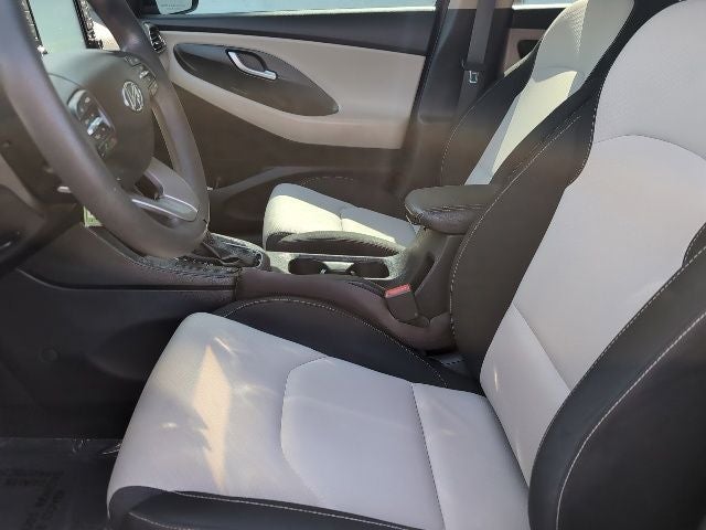 2020 Hyundai ELANTRA GT Auto