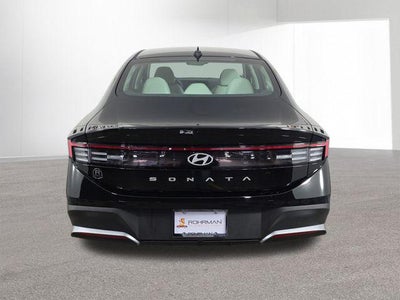 2026 Hyundai SONATA SE