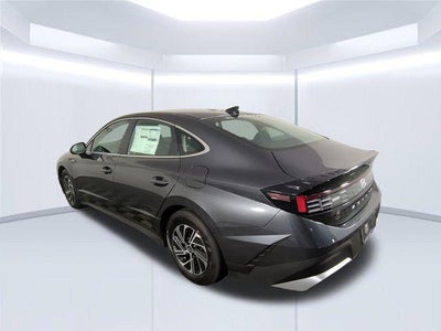 2026 Hyundai SONATA HYBRID Blue
