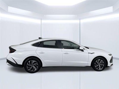 2026 Hyundai SONATA HYBRID Blue