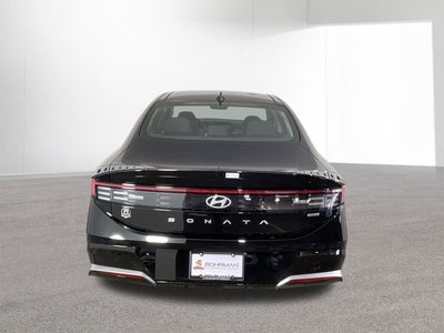 2026 Hyundai SONATA HYBRID SEL