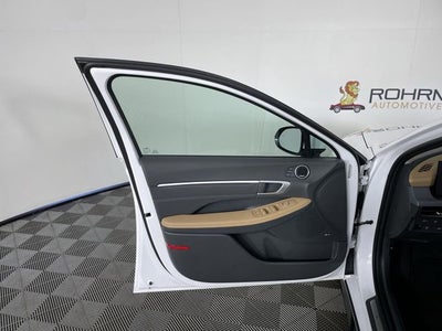 2026 Hyundai SONATA HYBRID Limited