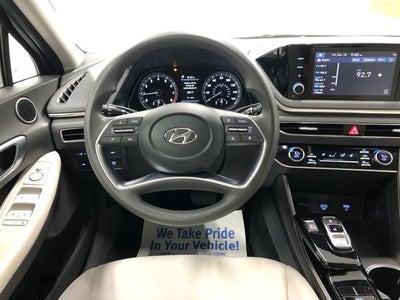 2022 Hyundai SONATA SEL