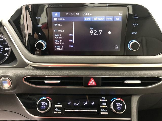 2022 Hyundai SONATA SEL