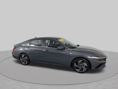 2025 Hyundai ELANTRA HYBRID Limited