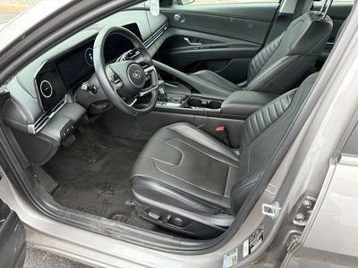 2023 Hyundai ELANTRA Limited